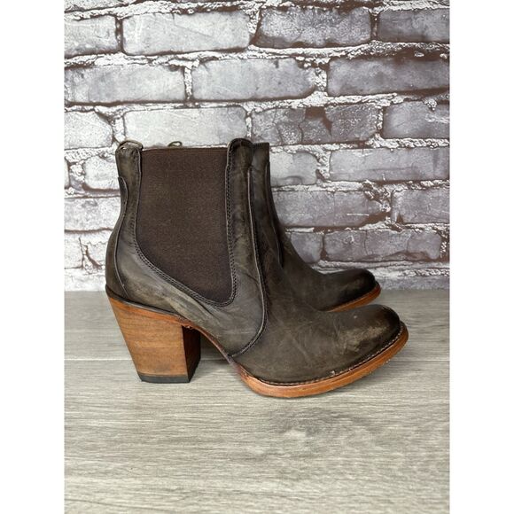 Circle G Brown Leather Chelsea Stretch Heel Ankle Booties Boots Women 7M US/38EU - Picture 1 of 16